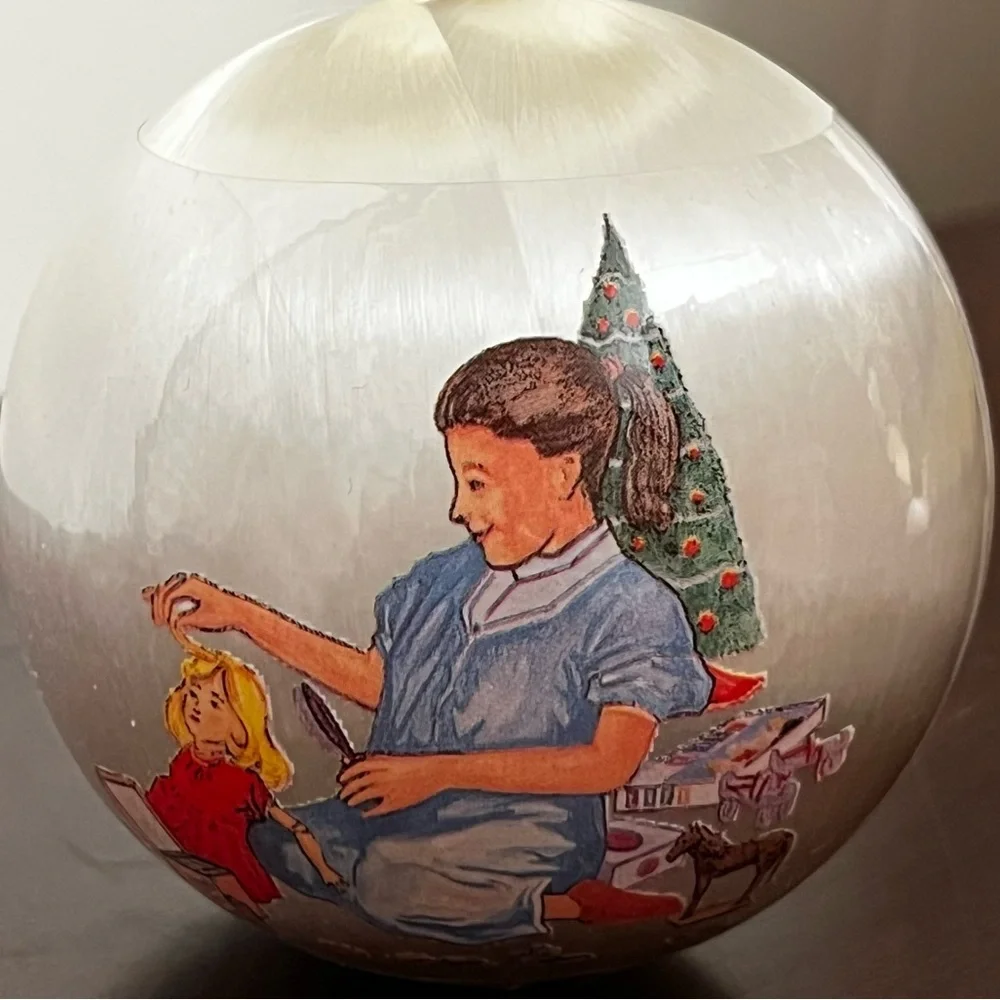 Vintage 1993 Sherris Christmas Remembrance An Old Salon Tale Holiday Ornament - Picture 4 of 5